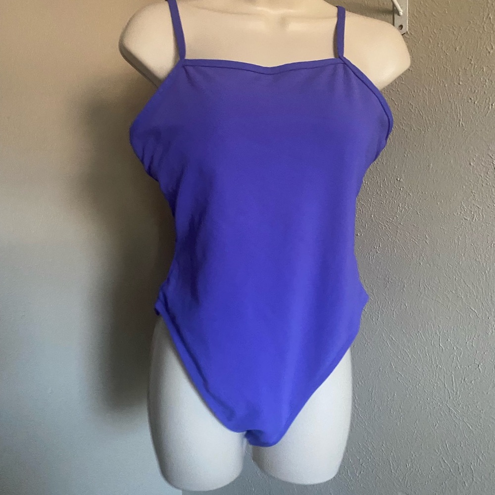 Wilo the label Women's One Piece Swimsuit NWT LARGE